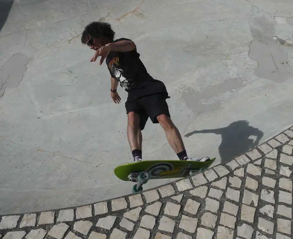 Surfskate Annecy – glisse et sensations au bord du lac